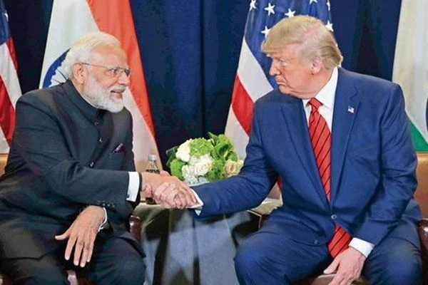 India kaubandusleping Trumpiga: kahe teraga mõõk
